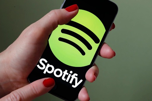 What Are the Pros and Cons of Buy Spotify Followers Cheap?